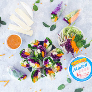 Spring rolls with Brie cheese and crudités