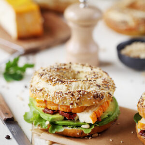 Bagels with avocado and Lingot d’Or