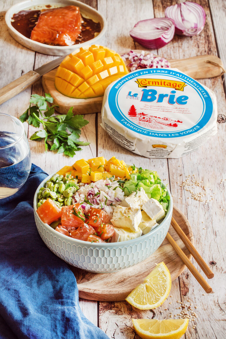 Poke Bowl Au Brie Mangue Et Saumon Marin Ermitage